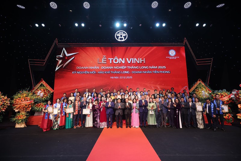 CLB DOANH NHÂN C&D HƯỞNG ỨNG LỄ TÔN VINH DOANH NHÂN – DOANH NGHIỆP THỦ ĐÔ 2025