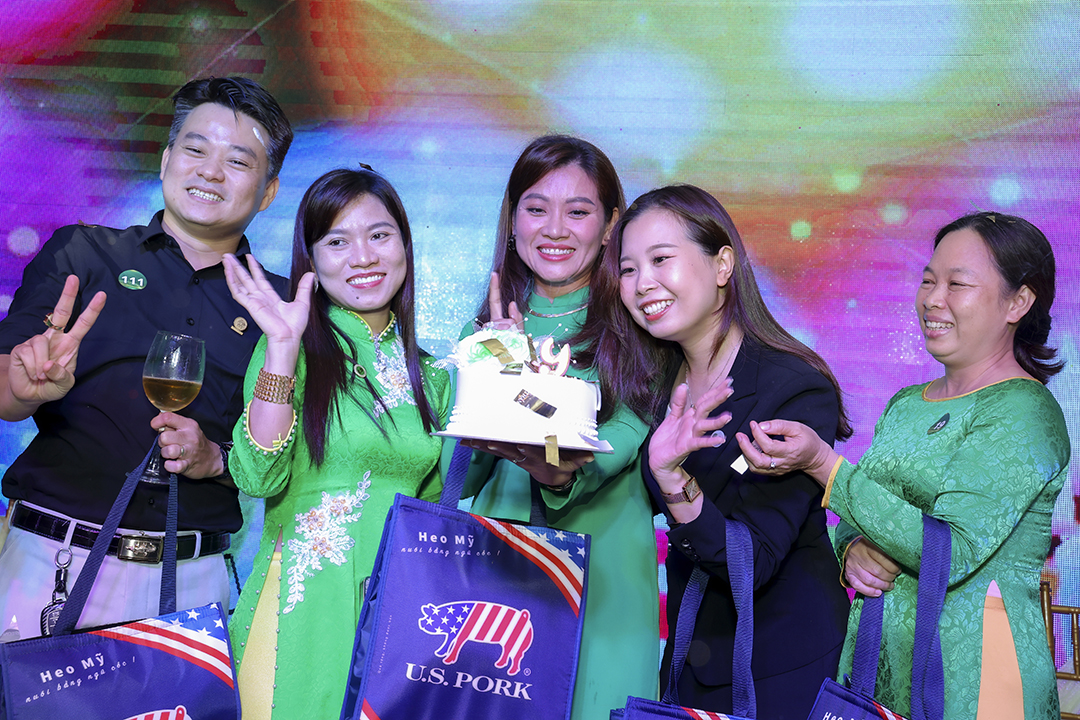 Trong khuôn khổ chương trình, CLB cũng đã chúc mừng sinh nhật các hội viên có sinh nhật trong tháng 9