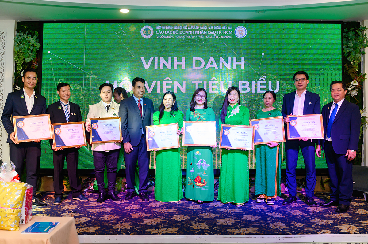 Những hội viên có thành tích được vinh dnah cấp Hiệp Hội
